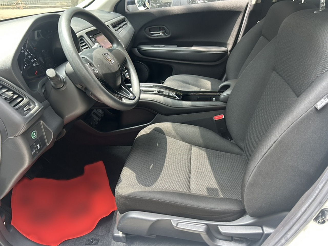 Vezel 2017 1.5L CVT RWD Comfort photo 4