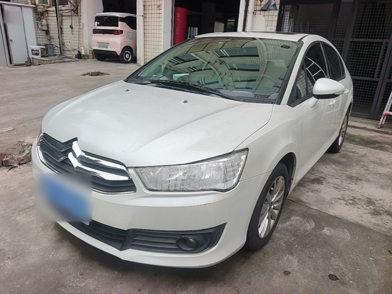 2013 Sedan 1.6L MT