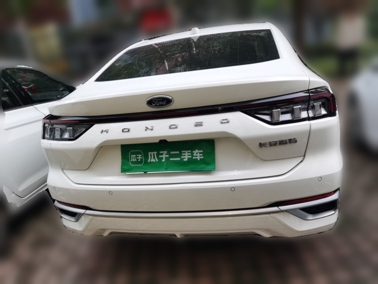 Mondeo 2025 2.0T EcoBoost Luxury photo 5