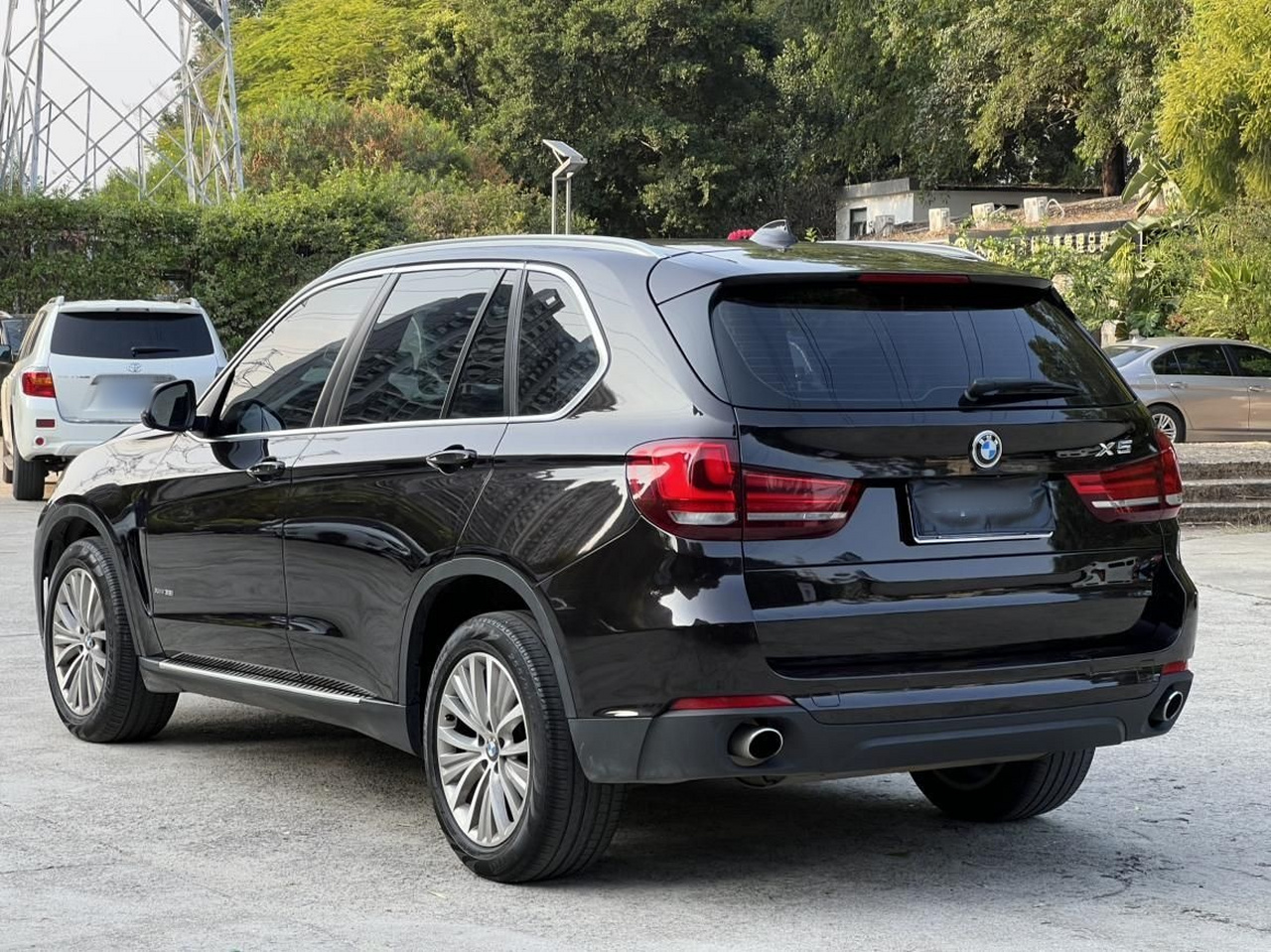 X5 Imported 2014 xDrive35i Leading photo 4