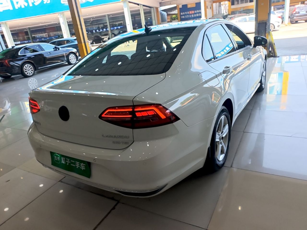 Lamando 2021 230TSI DSG photo 4