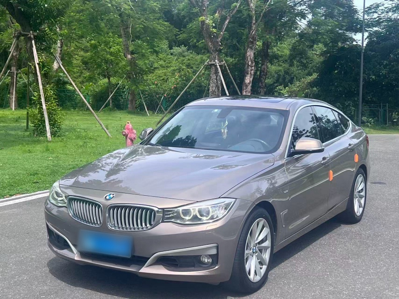3 SeriesGT 2013 320i Design Package