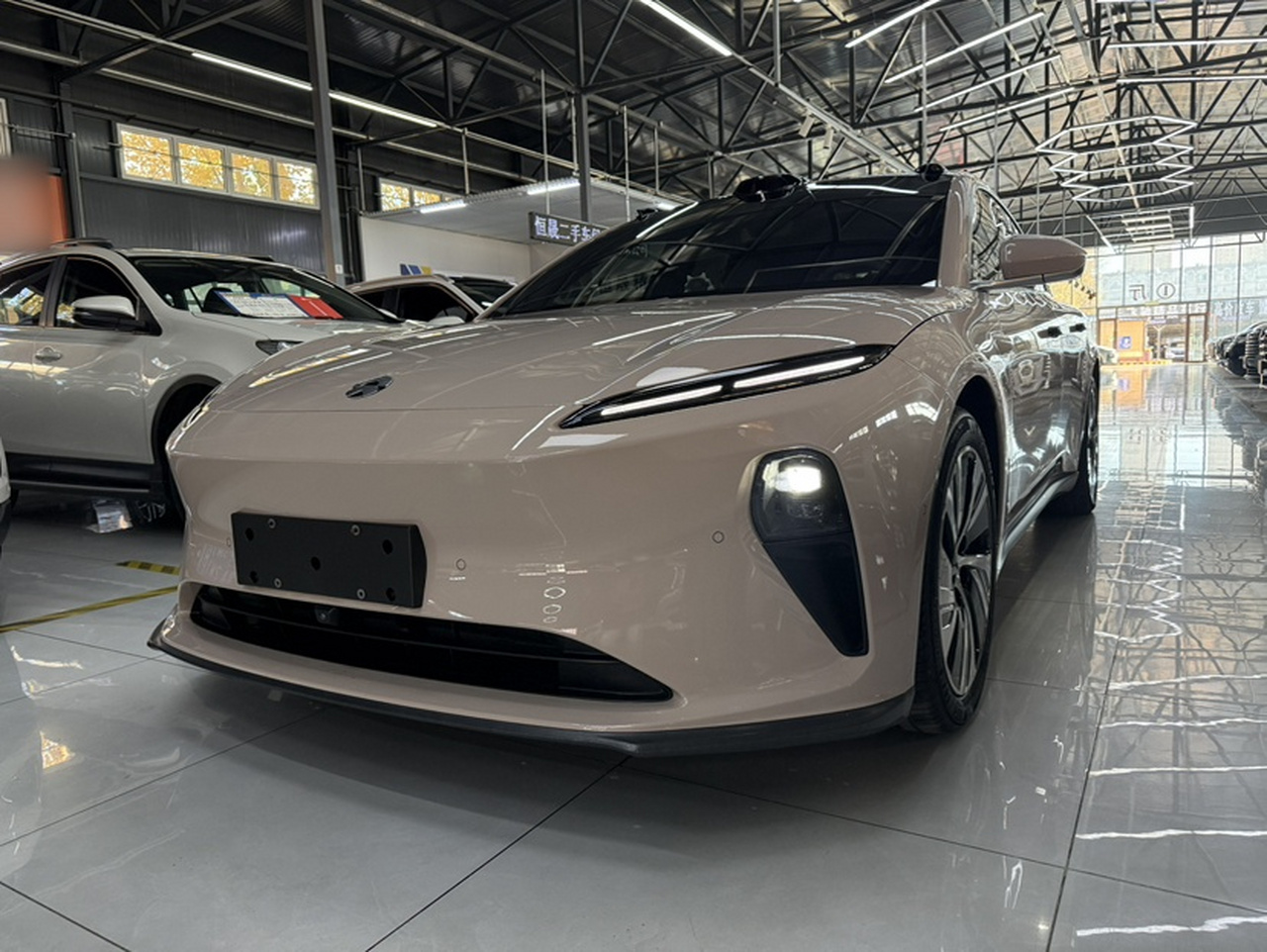 ET5 2022 100kWh