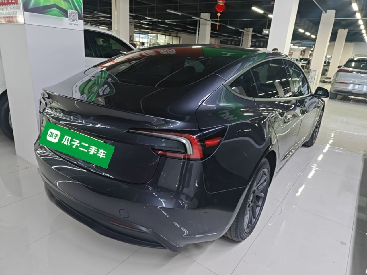 Model 3 2023 RWD photo 4