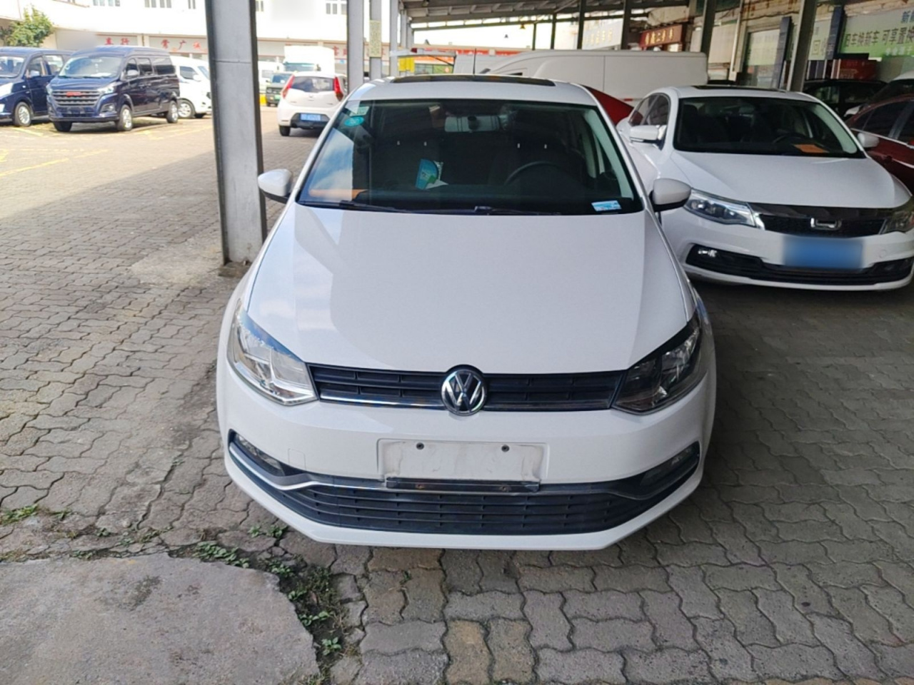 Polo 2016 1.6L AT Comfort photo 2