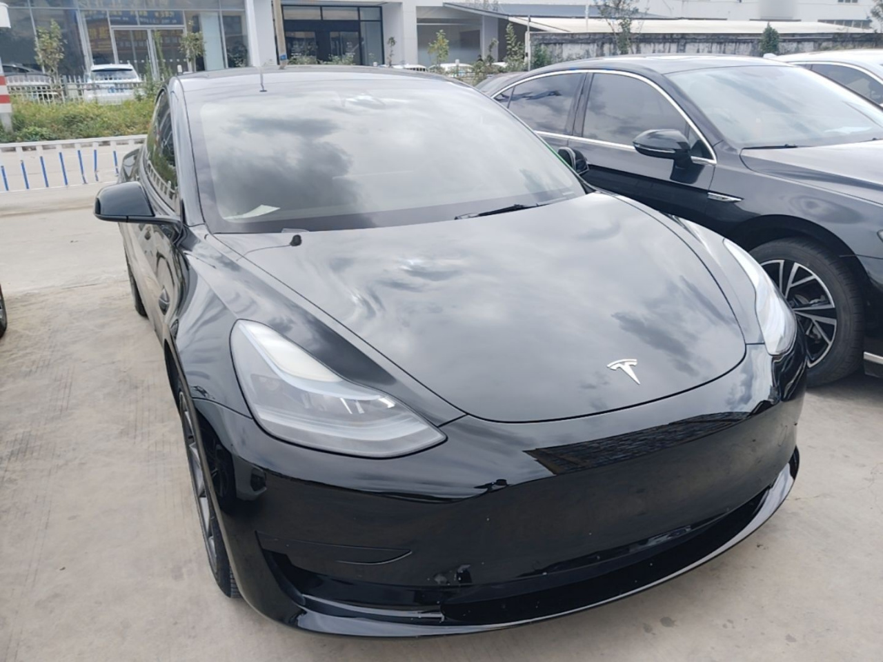 Model 3 2022 RWD photo 3