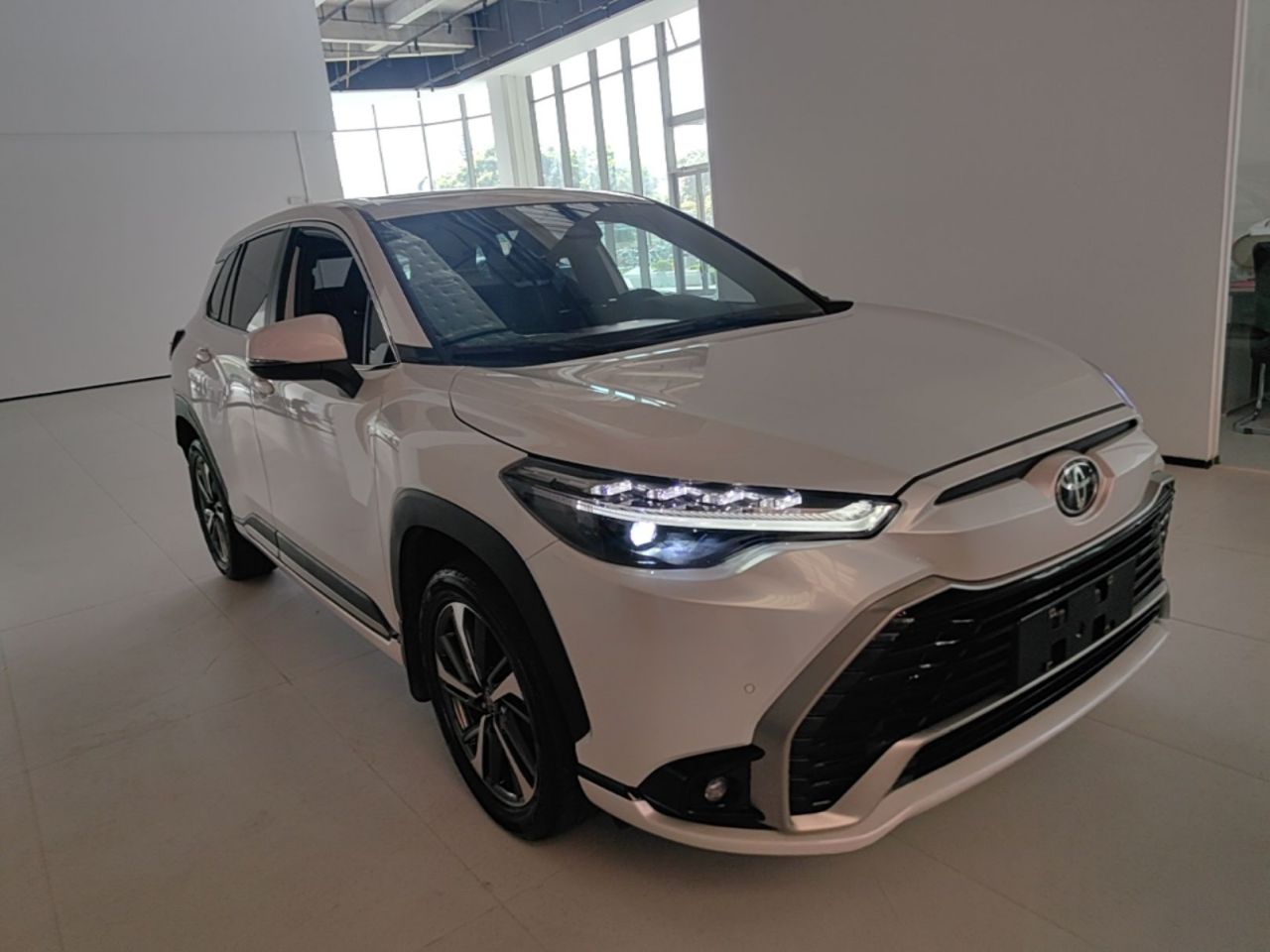 Frontlander 2023 2.0L CVT Sport photo 3