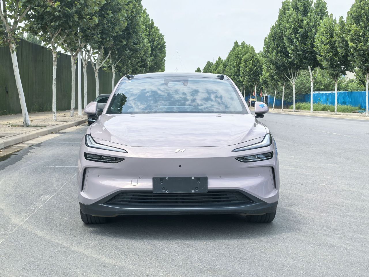 L60 2024 60kWh RWD photo 3