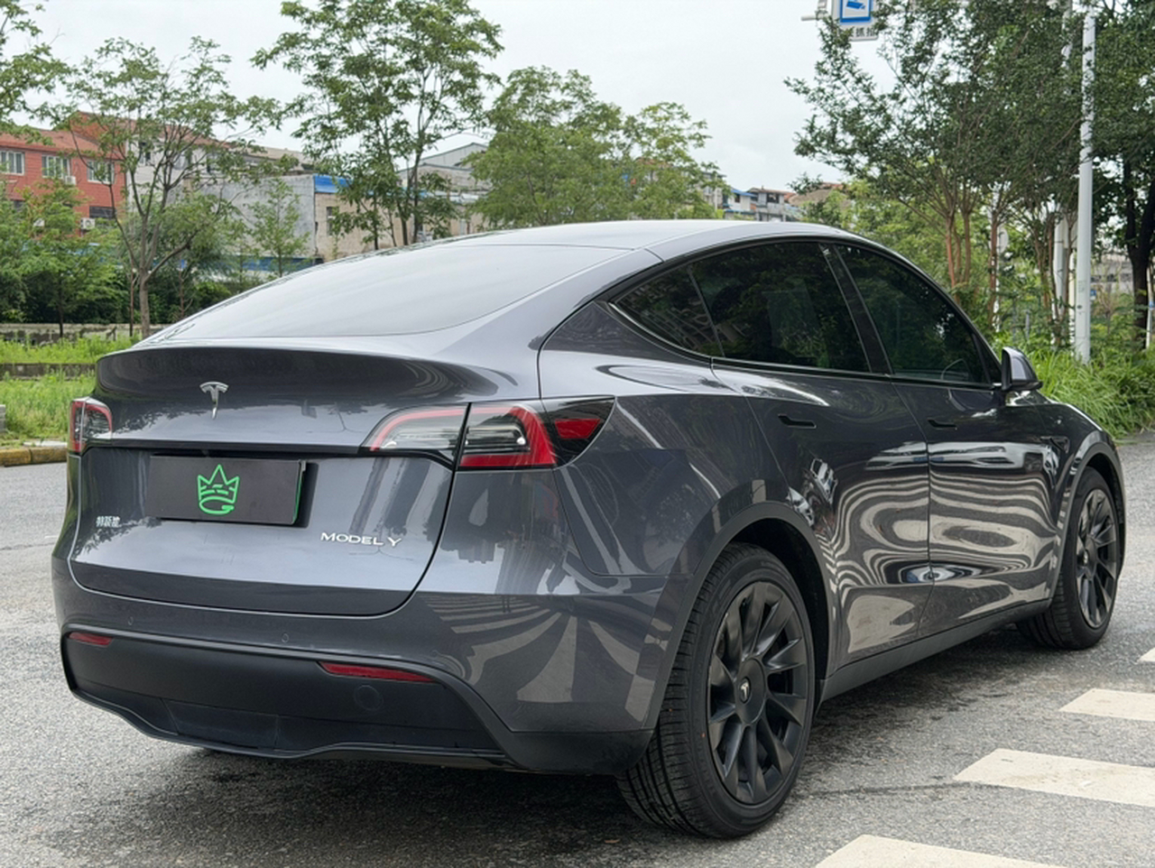 Model Y 2021 Long Range AWD photo 3