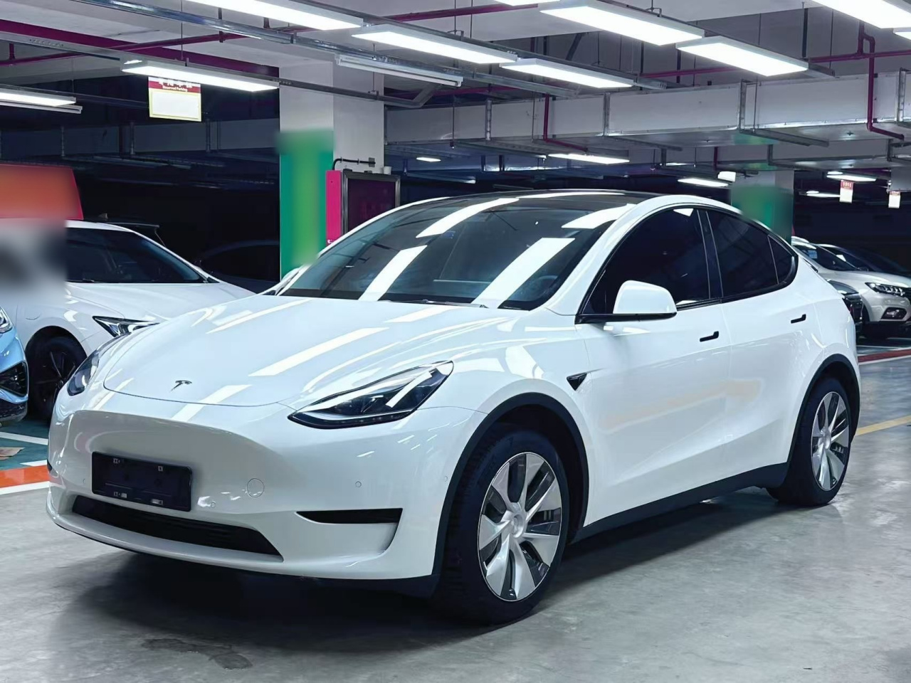 Model Y 2022 RWD photo 2