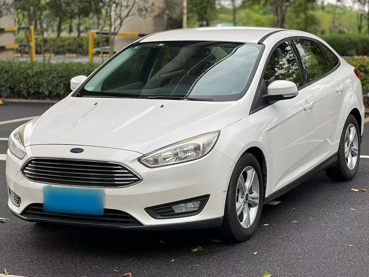 Focus 2015 Sedan 1.6L AT Comfort
