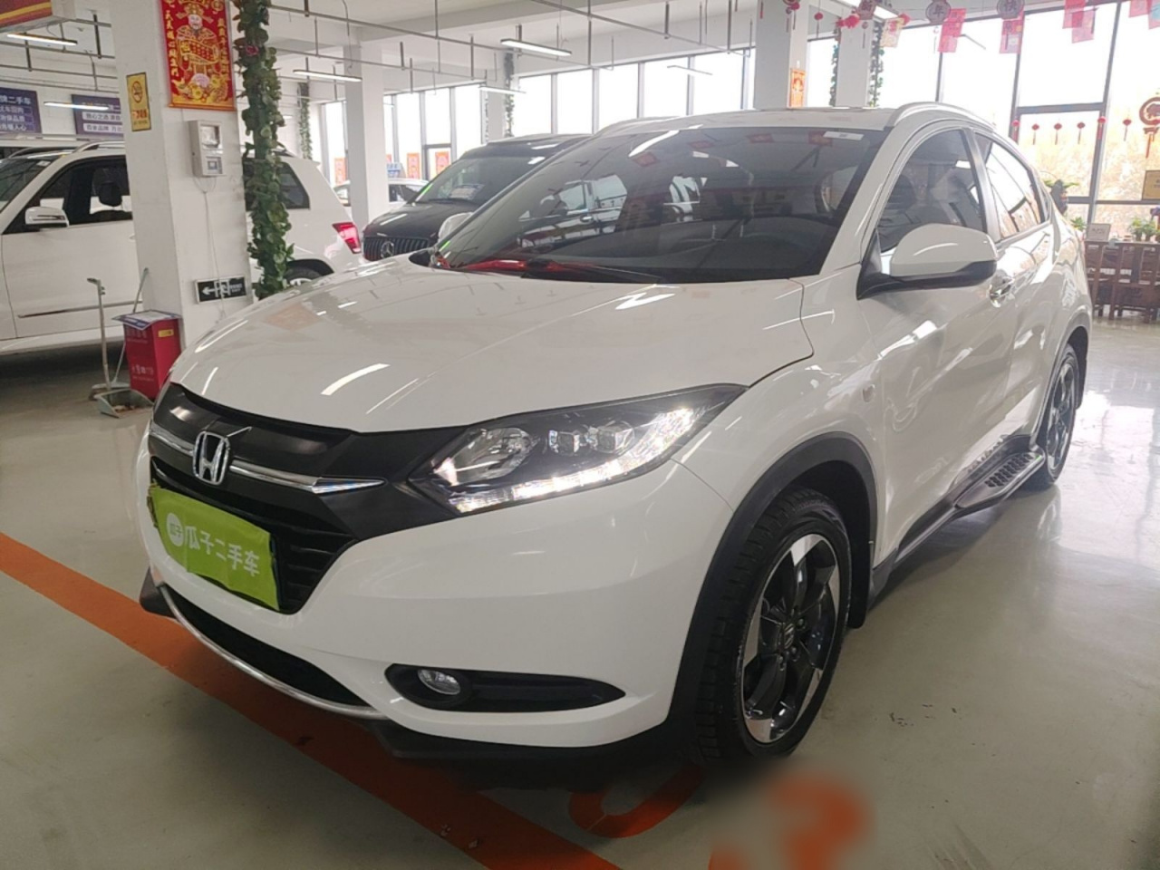 Vezel 2016 1.8L CVT RWD Pioneer