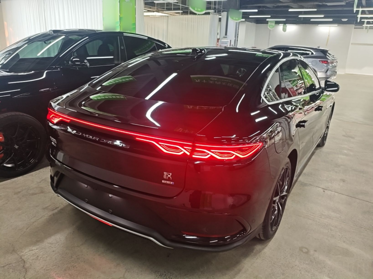 Han 2025 DM-i ADAS 125KM Premium photo 4
