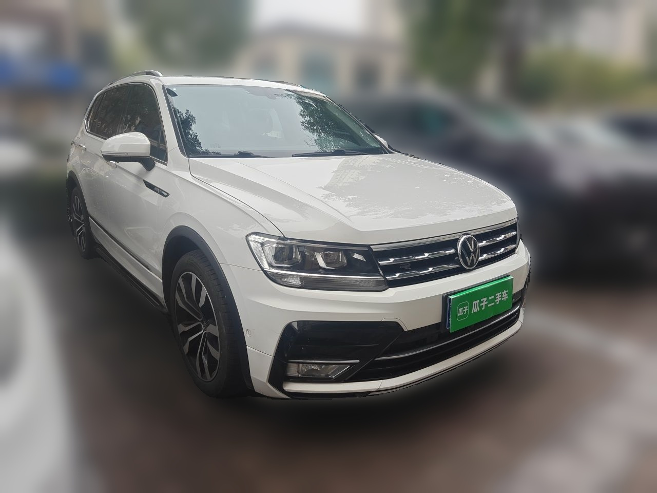 Tiguan L 2021 330TSI AT RWD R-Line photo 3