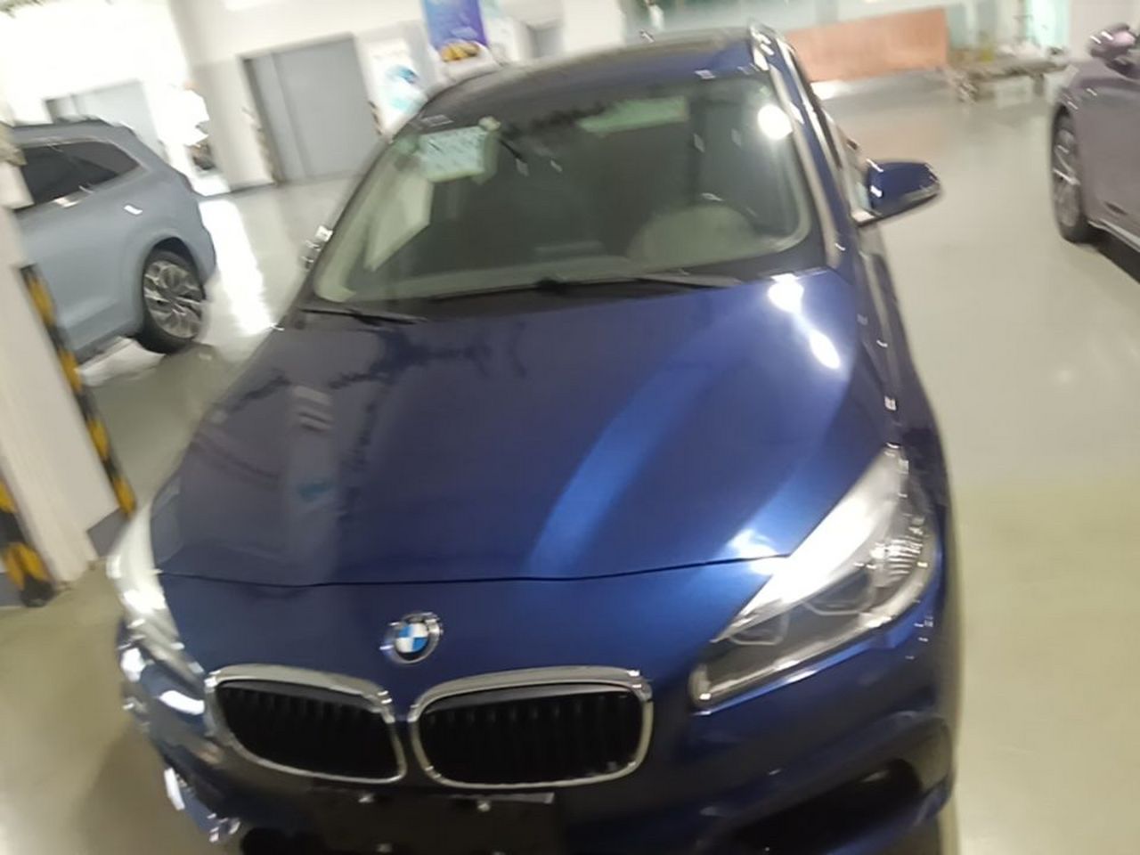 2 Series Wagon 2016 218i Sport Design Package photo 2