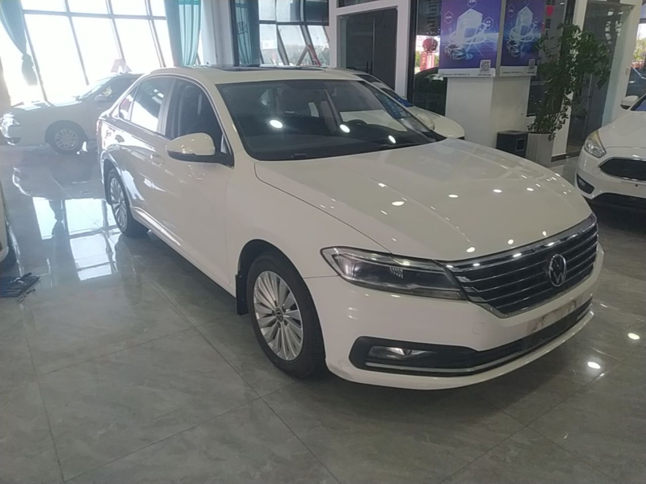 Lavida 2021 1.5L AT Comfort photo 3