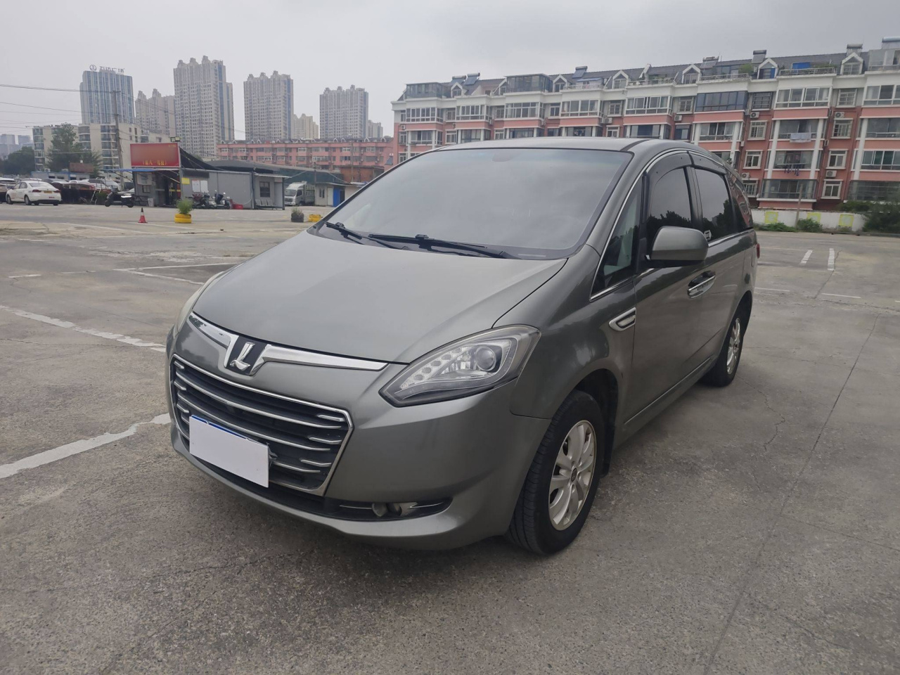 Luxgen 7 MPV 2016 2.0T Luxury