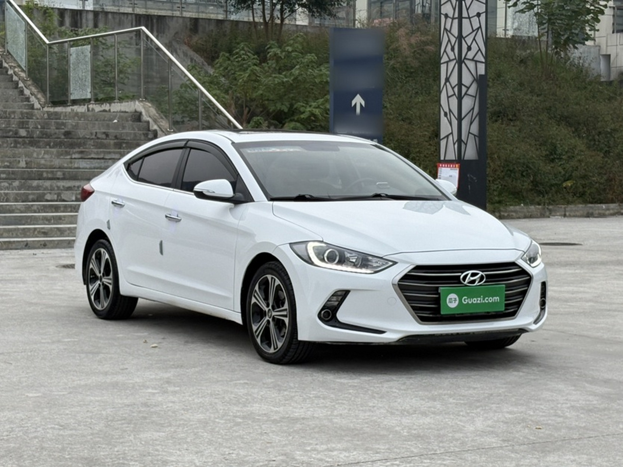 Elantra 2018 1.4T DCT photo 2