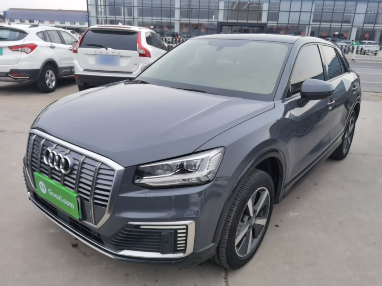 Q2L e-tron 2019 Q2L e-tron EV Smart