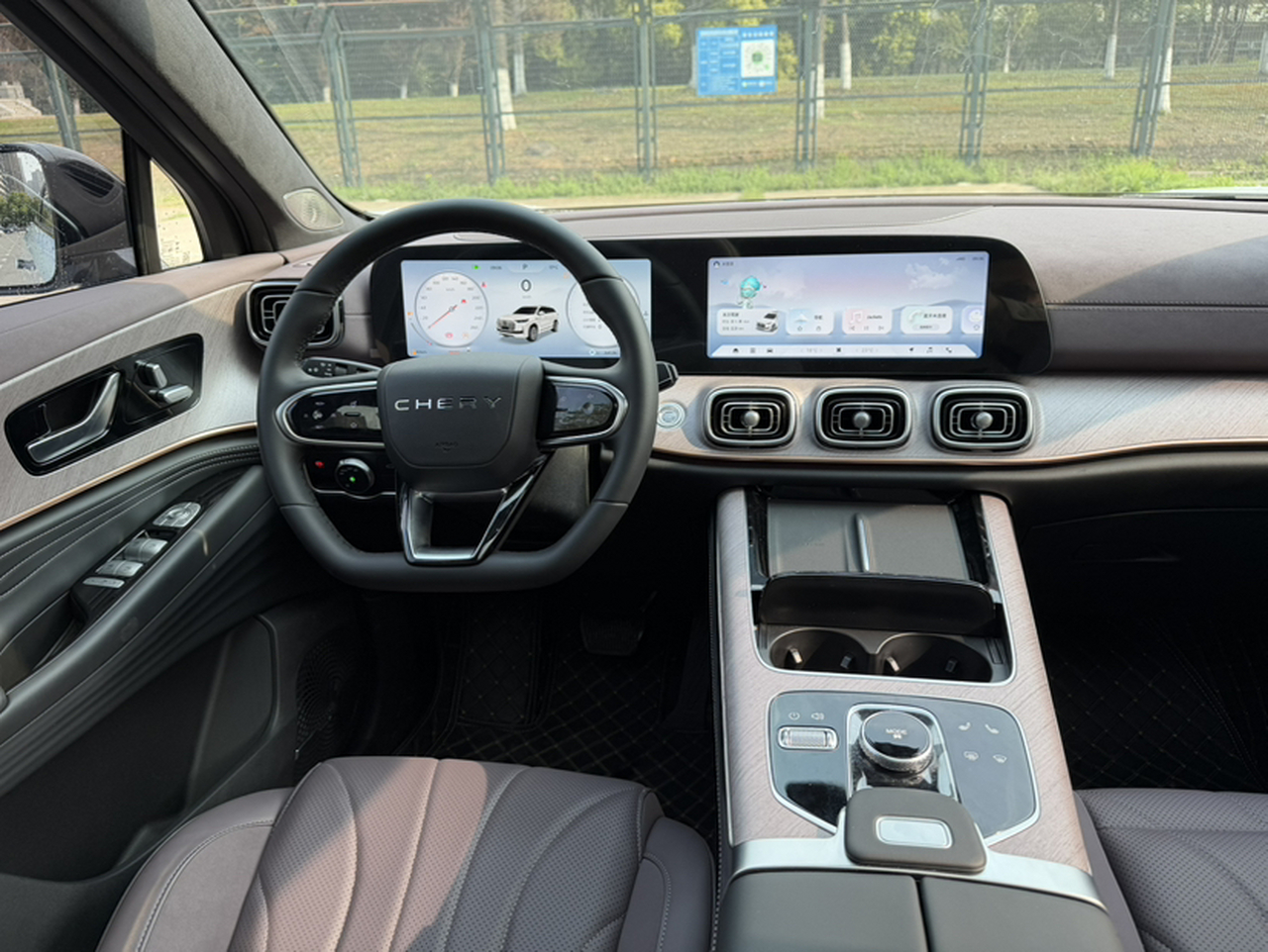 Tiggo 9 2025 2.0T AT RWD Exclusive 5-Seater photo 3