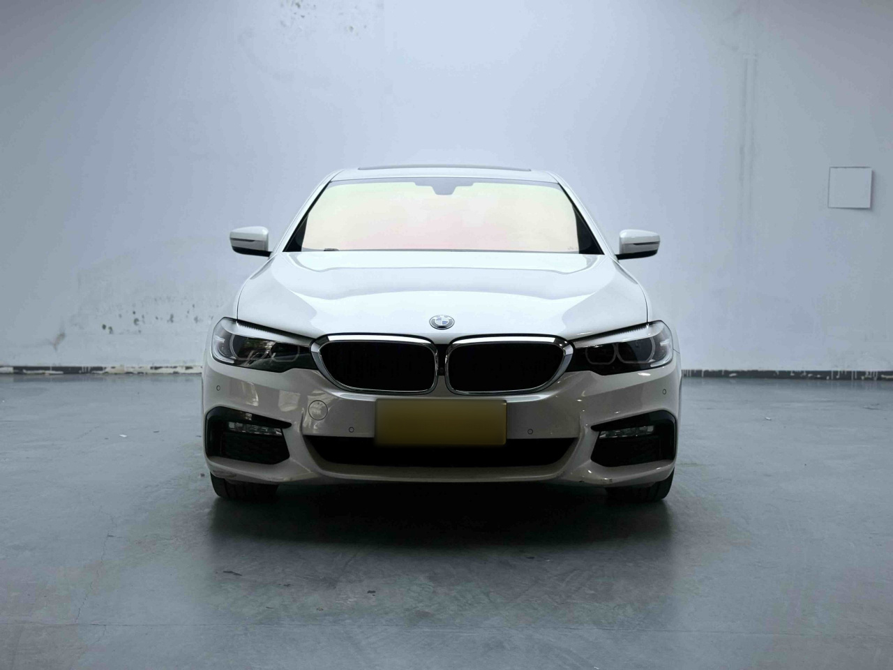 5 Series 2018 525Li M Sport Package photo 2