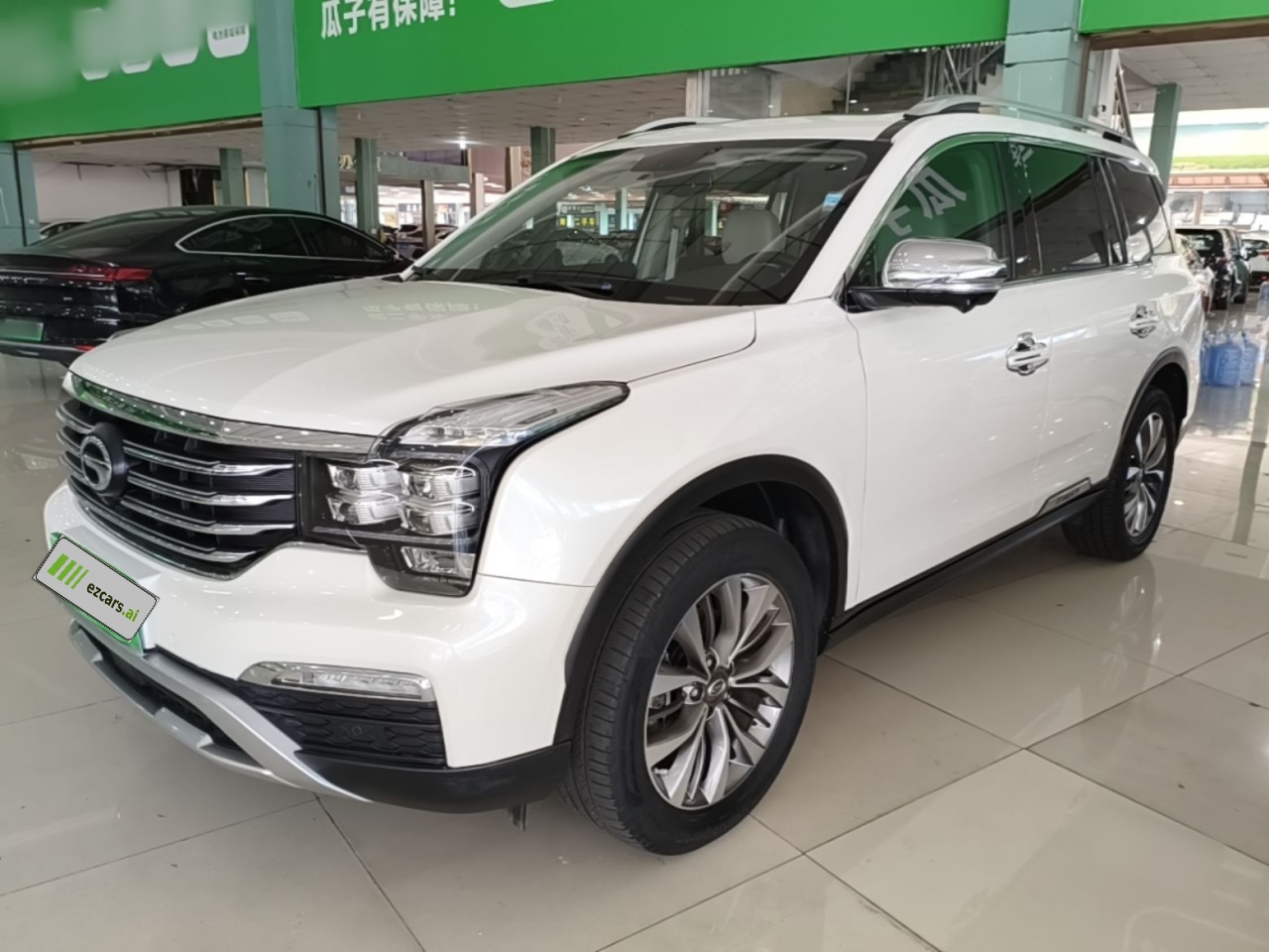 GAC Trumpchi GS8 2017 320T RWD Luxury Connected 7-Seater