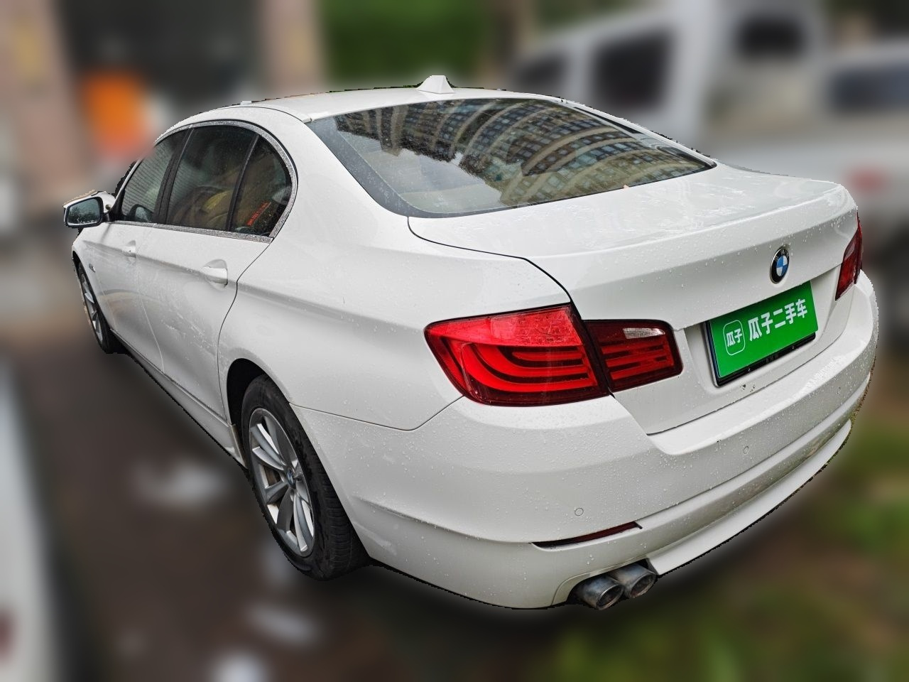 5 Series 2011 523Li Leading photo 4