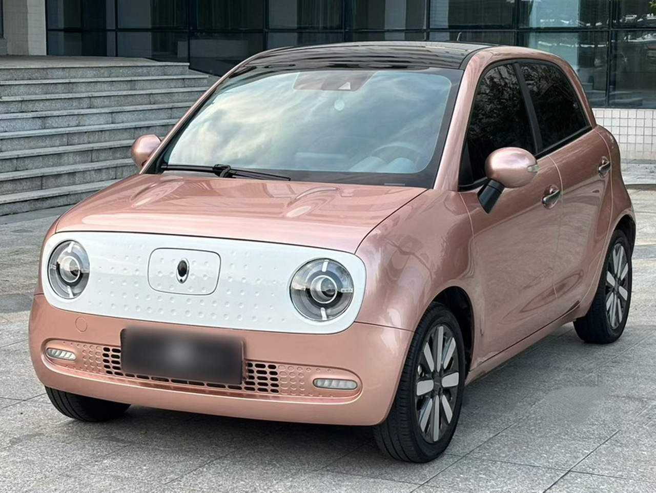 2021 351km Luxury