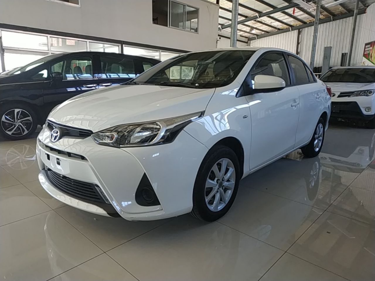YARiS L 2017 1.5E CVT