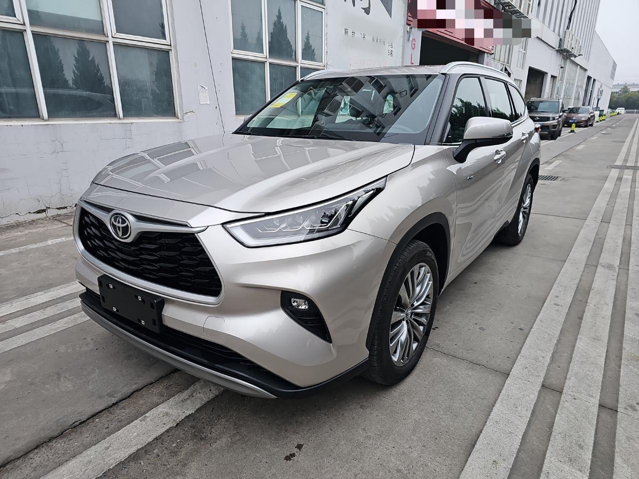 Highlander 2024 2.5L Smart Hybrid RWD Luxury 7-Seater