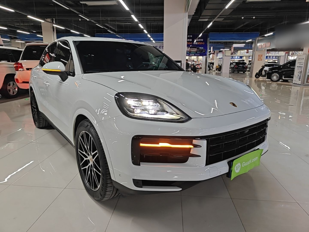 2025 Cayenne 3.0T photo 5