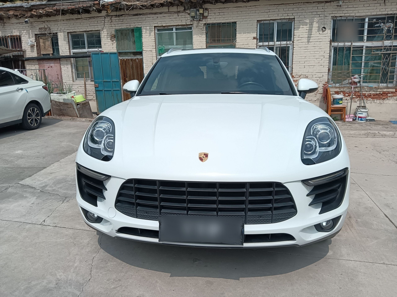 2014 Macan 2.0T photo 3