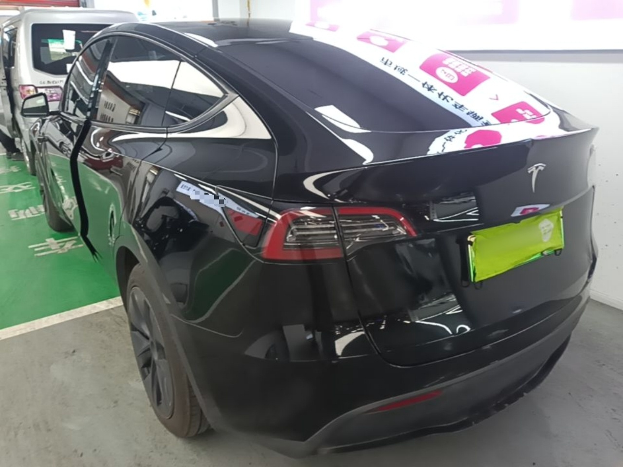 Model Y 2024 RWD photo 4