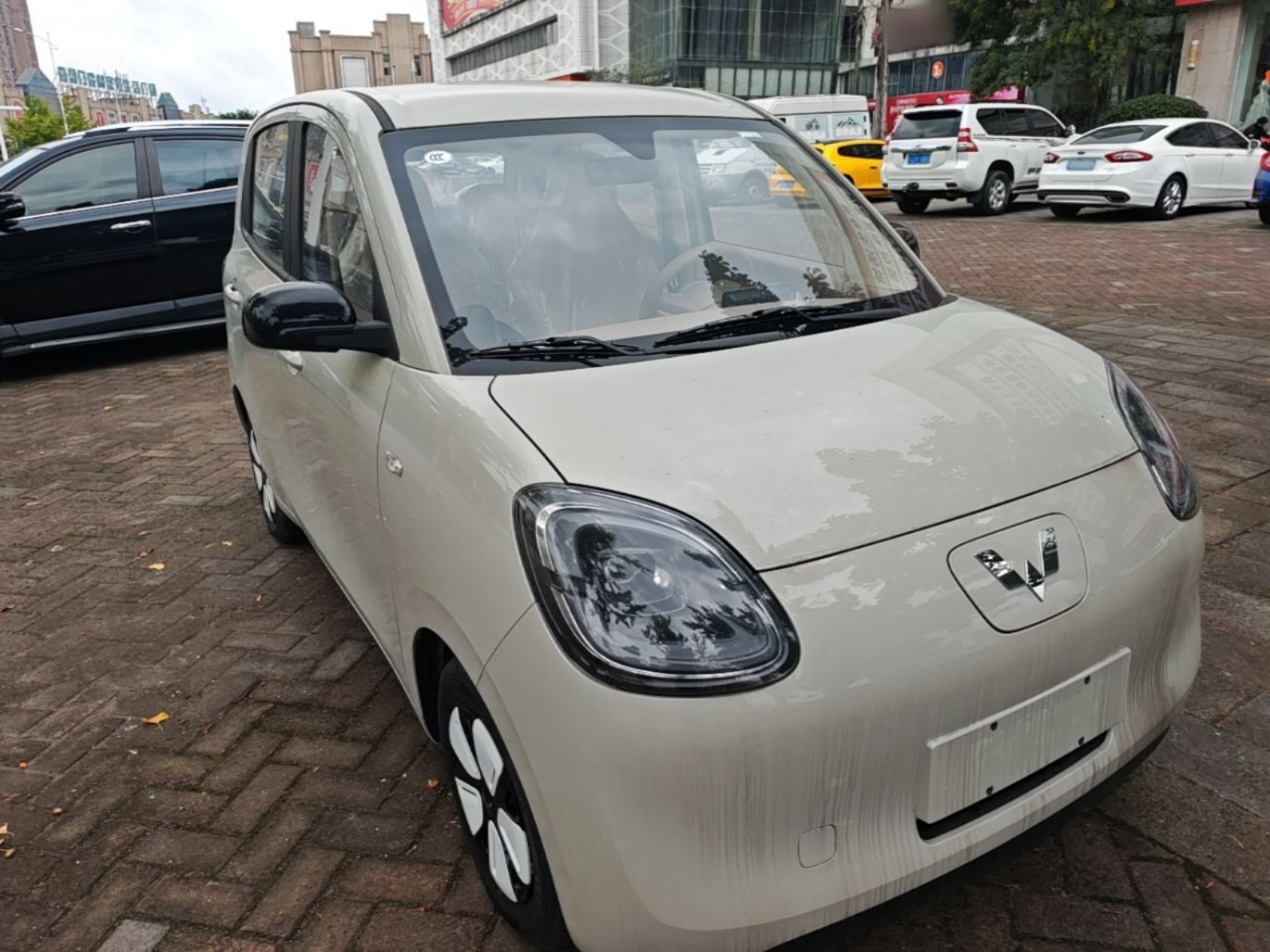 Hongguang MINIEV 2025 4th Gen 4-Door Advanced photo 3