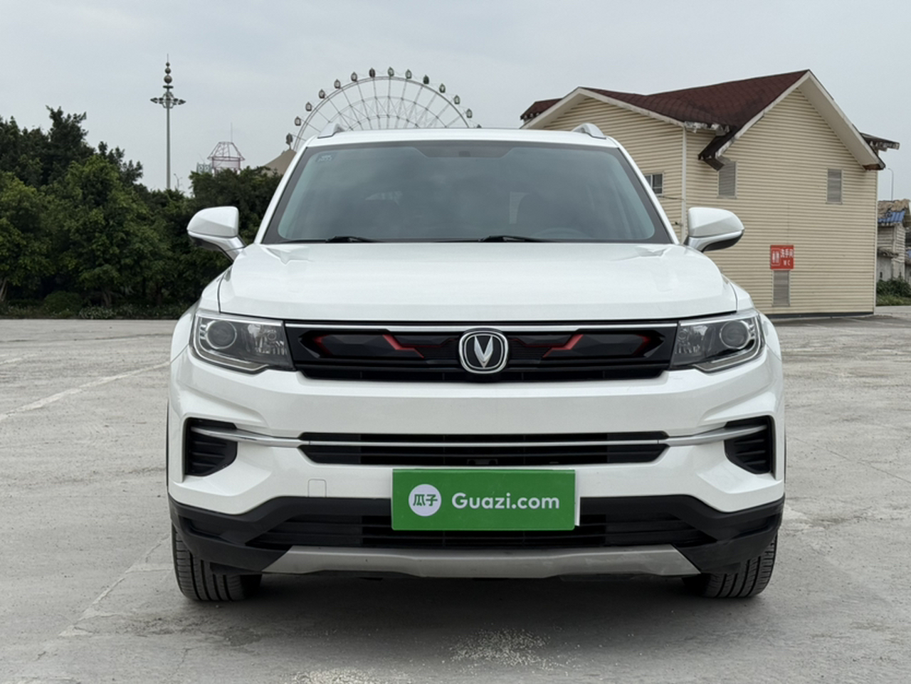 CS35PLUS 2019 1.4T DCT photo 2