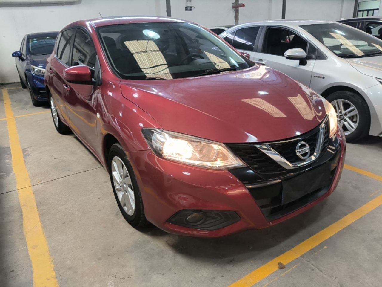 Tiida 2019 1.6L CVT China VI photo 3