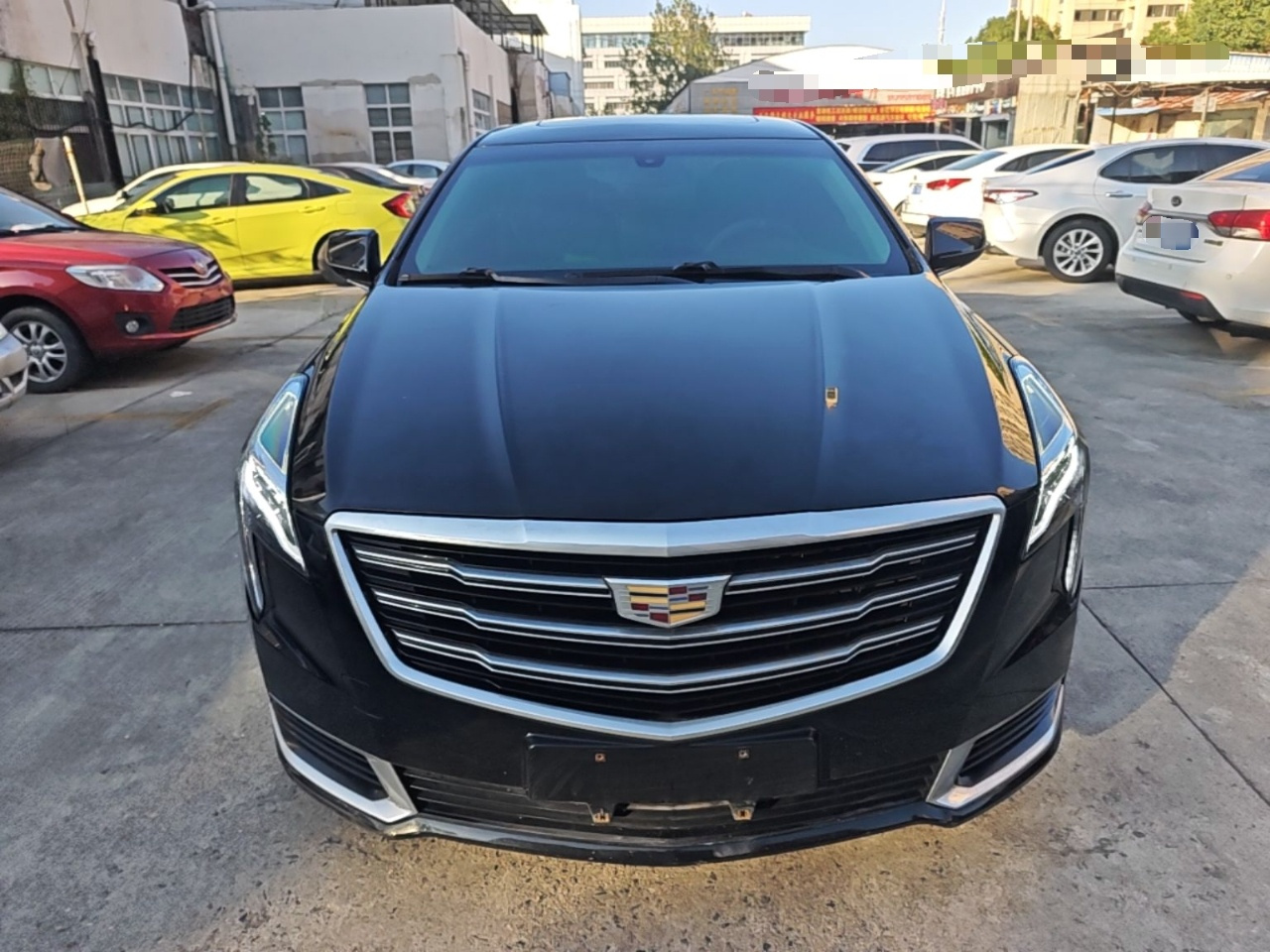 XTS 2018 28T Tech photo 2