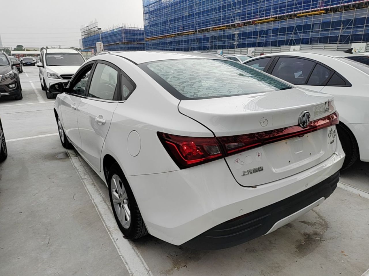 2016 1.5T AT Value Luxury photo 4