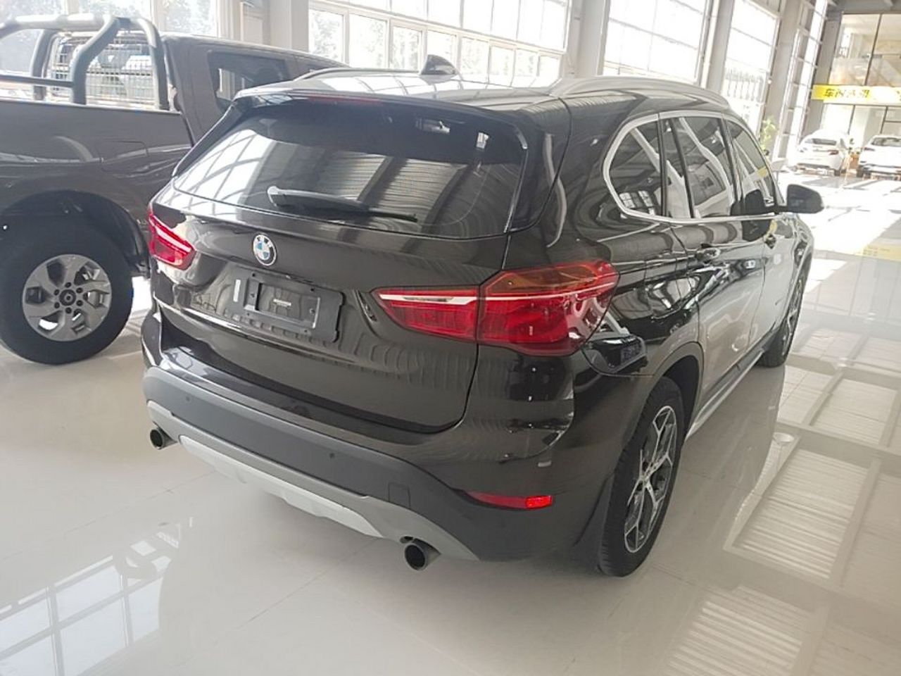 X1 2016 sDrive20Li Luxury photo 4