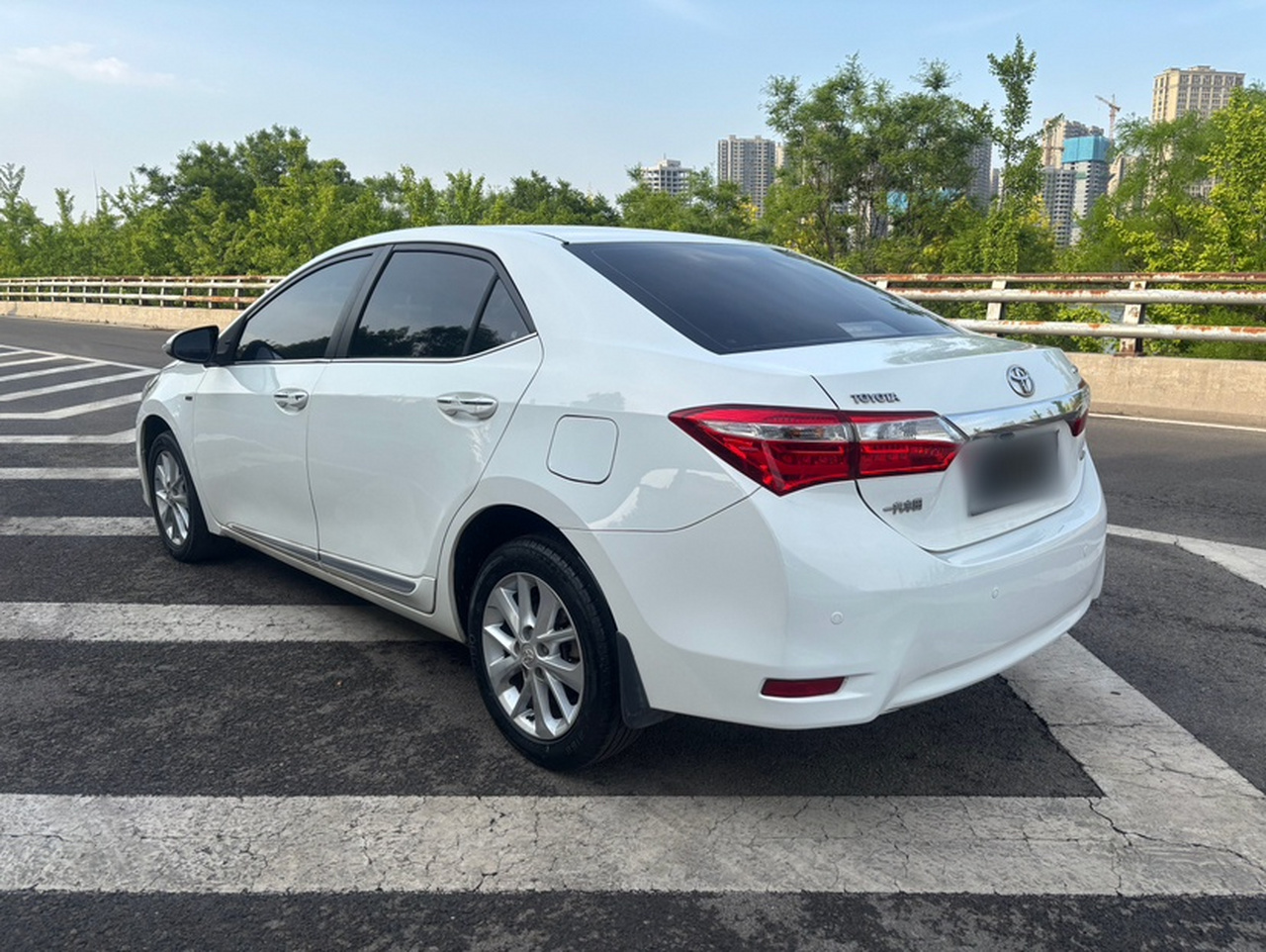 Corolla 2014 1.6L CVT GL-i photo 5