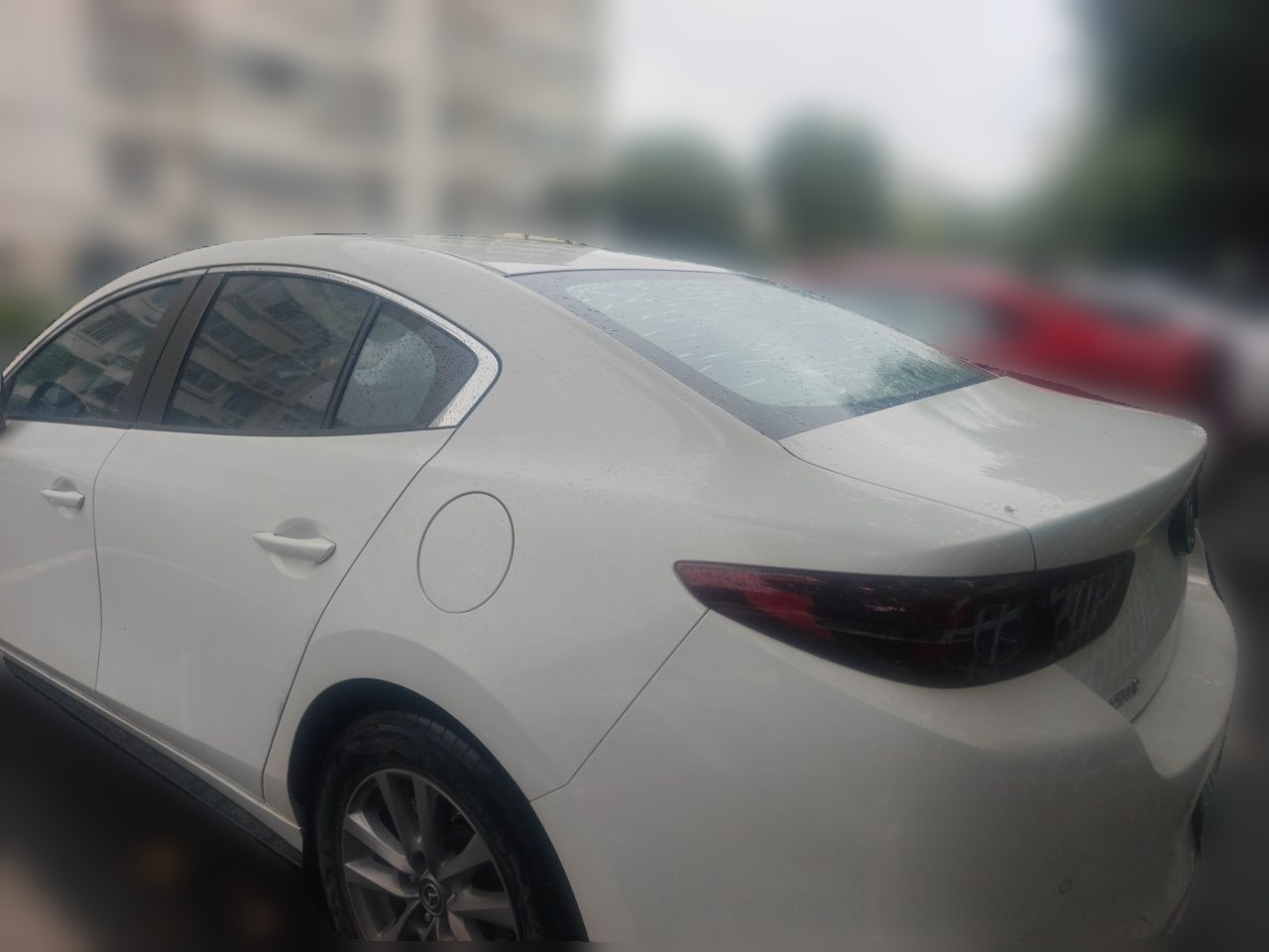 3 Axela 2020 1.5L AT photo 4