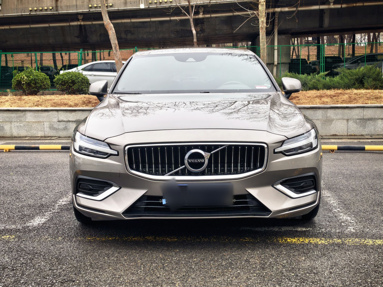 S60 2022 B4 Luxury photo 2