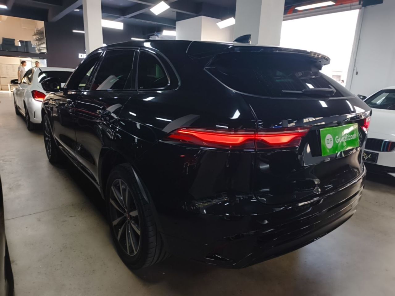 F-PACE 2021 250PS R-Dynamic S photo 4