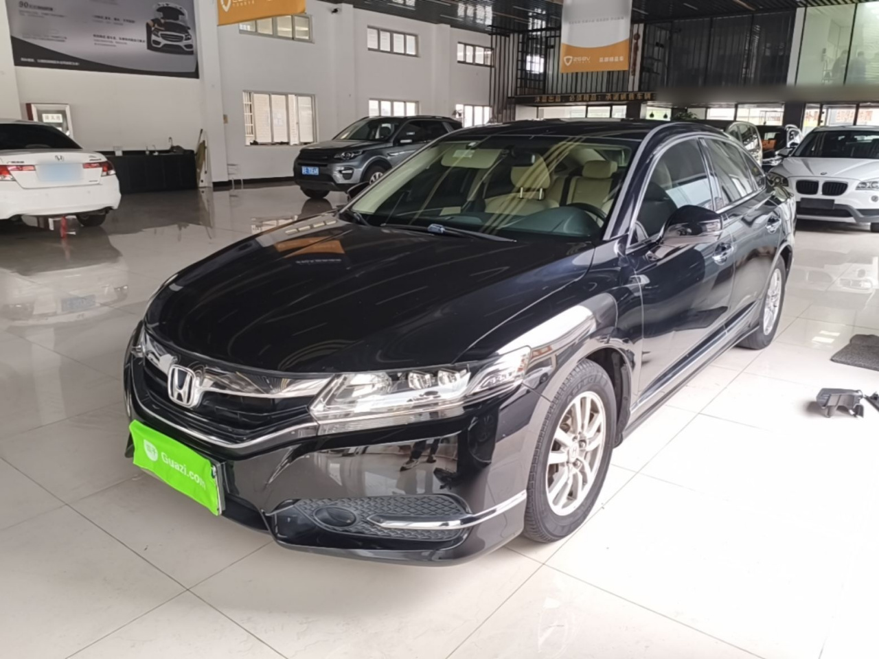 Spirior 2015 2.0L Luxury