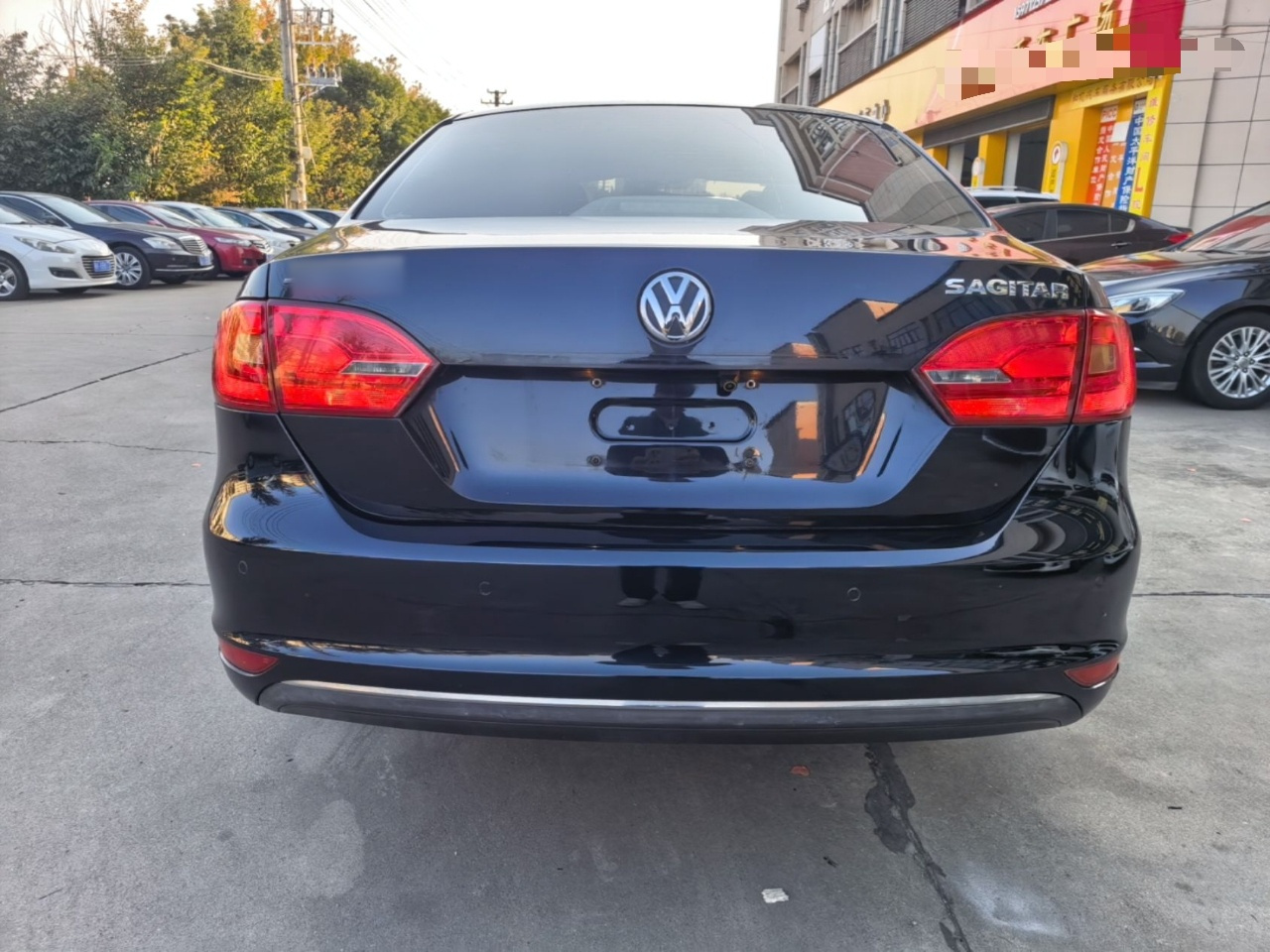 Sagitar 2014 Facelift 1.6L AT Leading photo 5