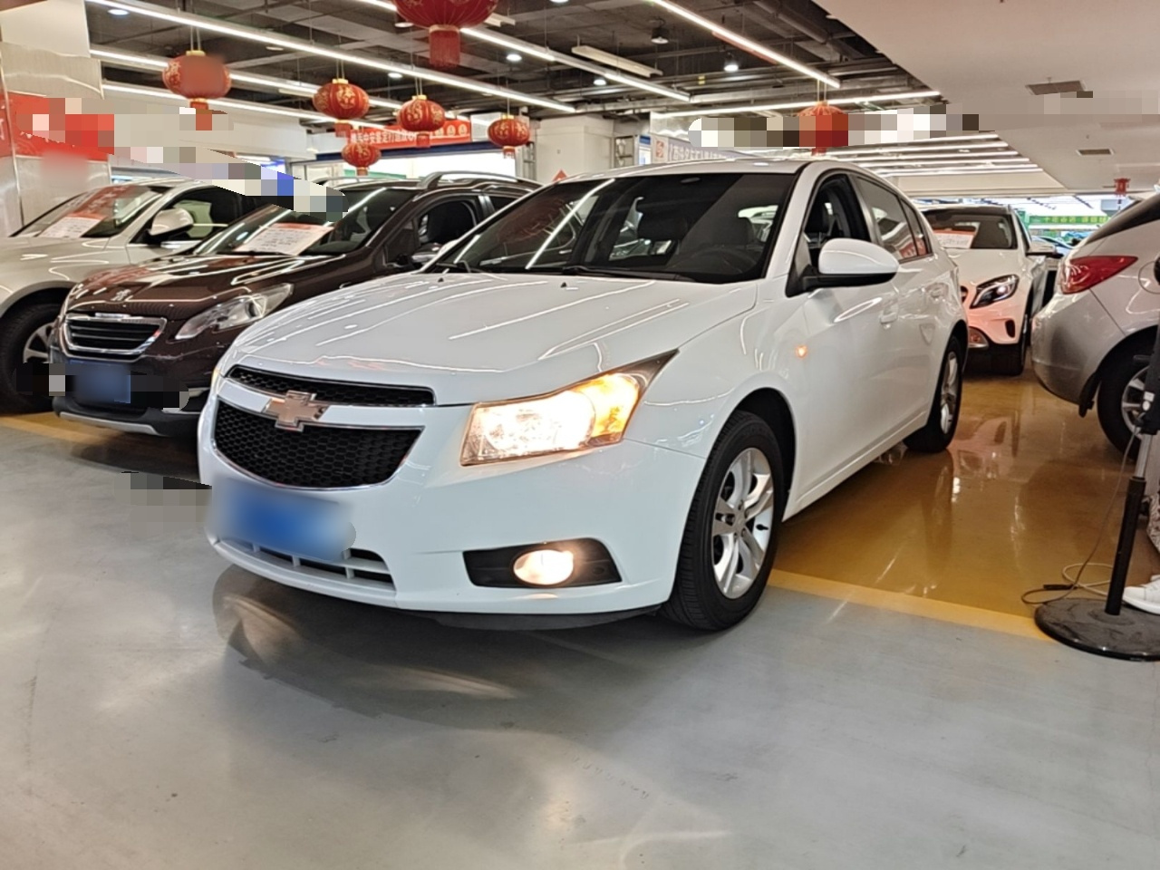 2013 Hatchback 1.6L AT Luxury