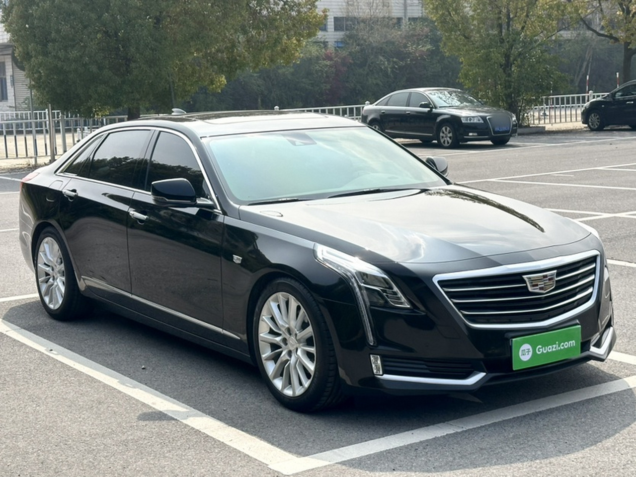 CT6 2016 28T Leading photo 3