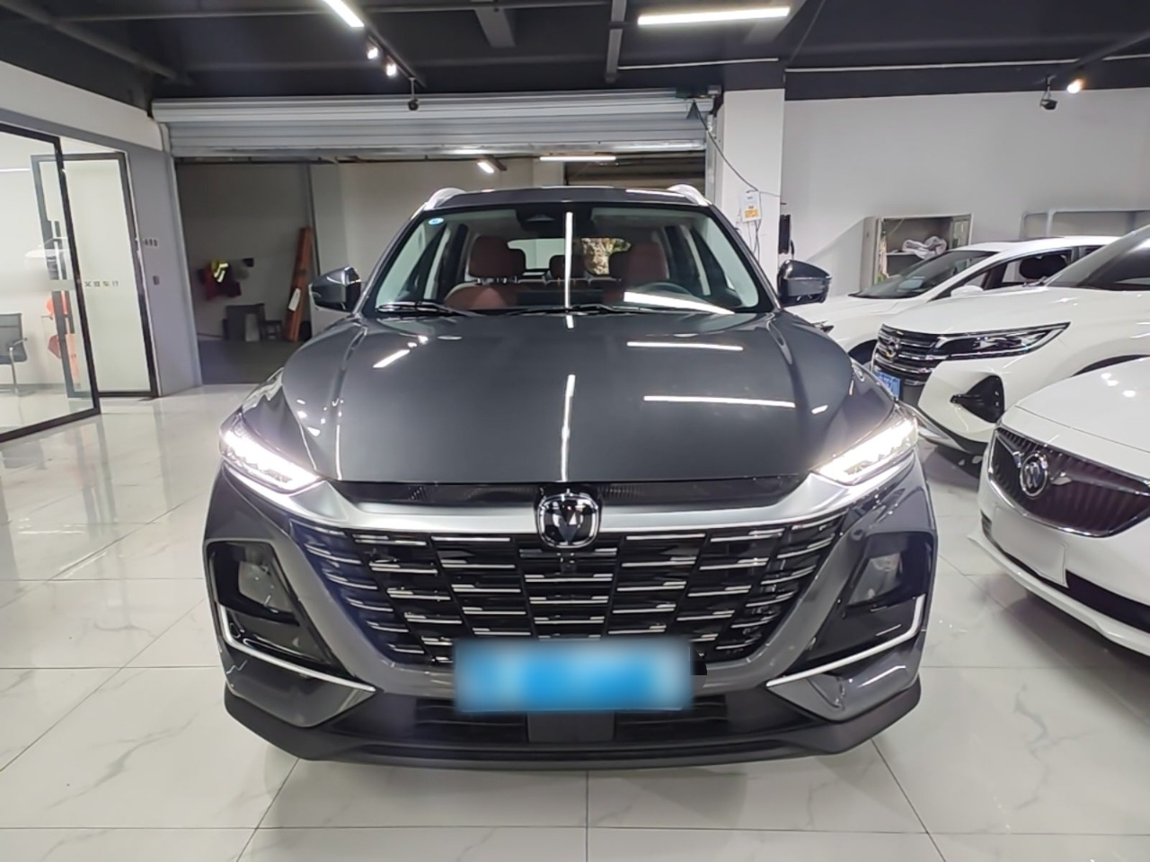 CS75 2026 PRO 1.5T DCT Exclusive 7-Seater photo 2
