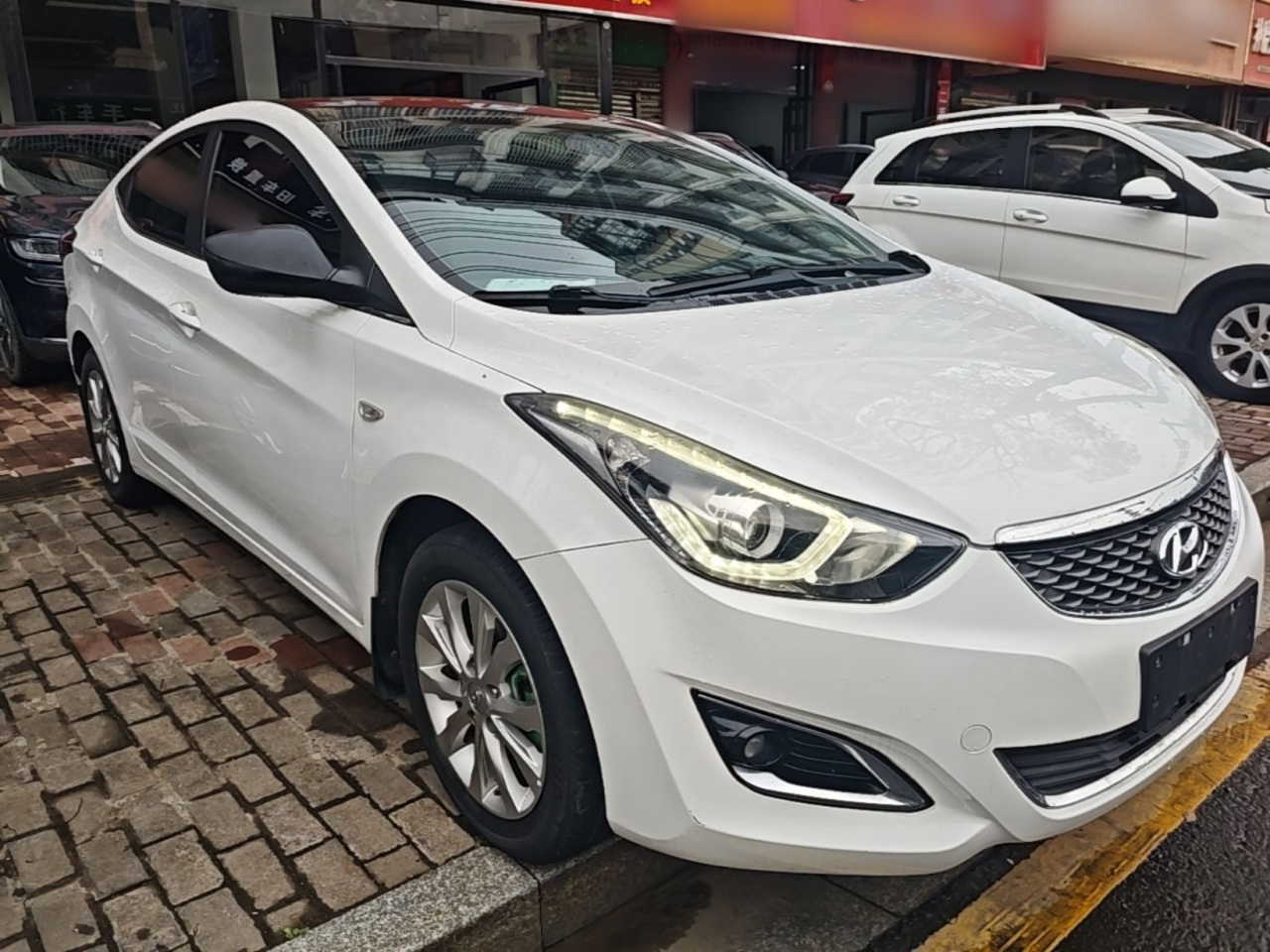 Elantra 2016 1.6L AT Smart photo 3
