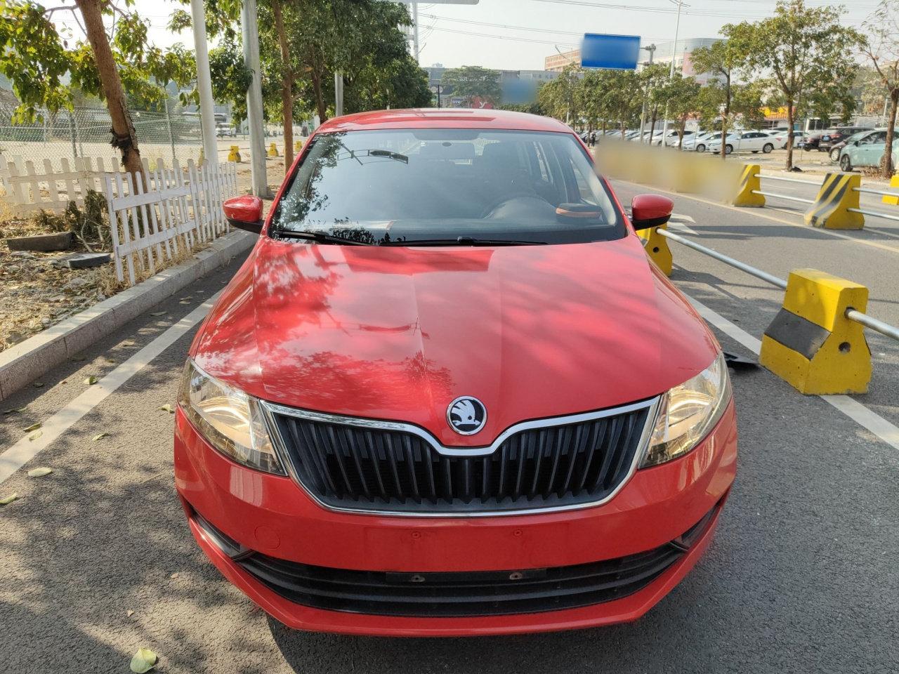 Rapid Spaceback 2018 1.6L AT Standard photo 2